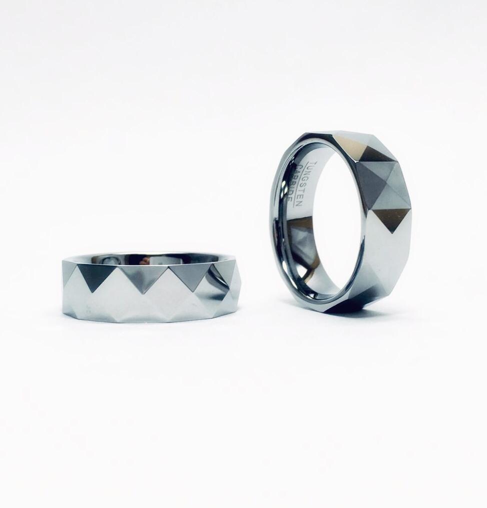Argolla Tungsteno 7mm. Colección Iris