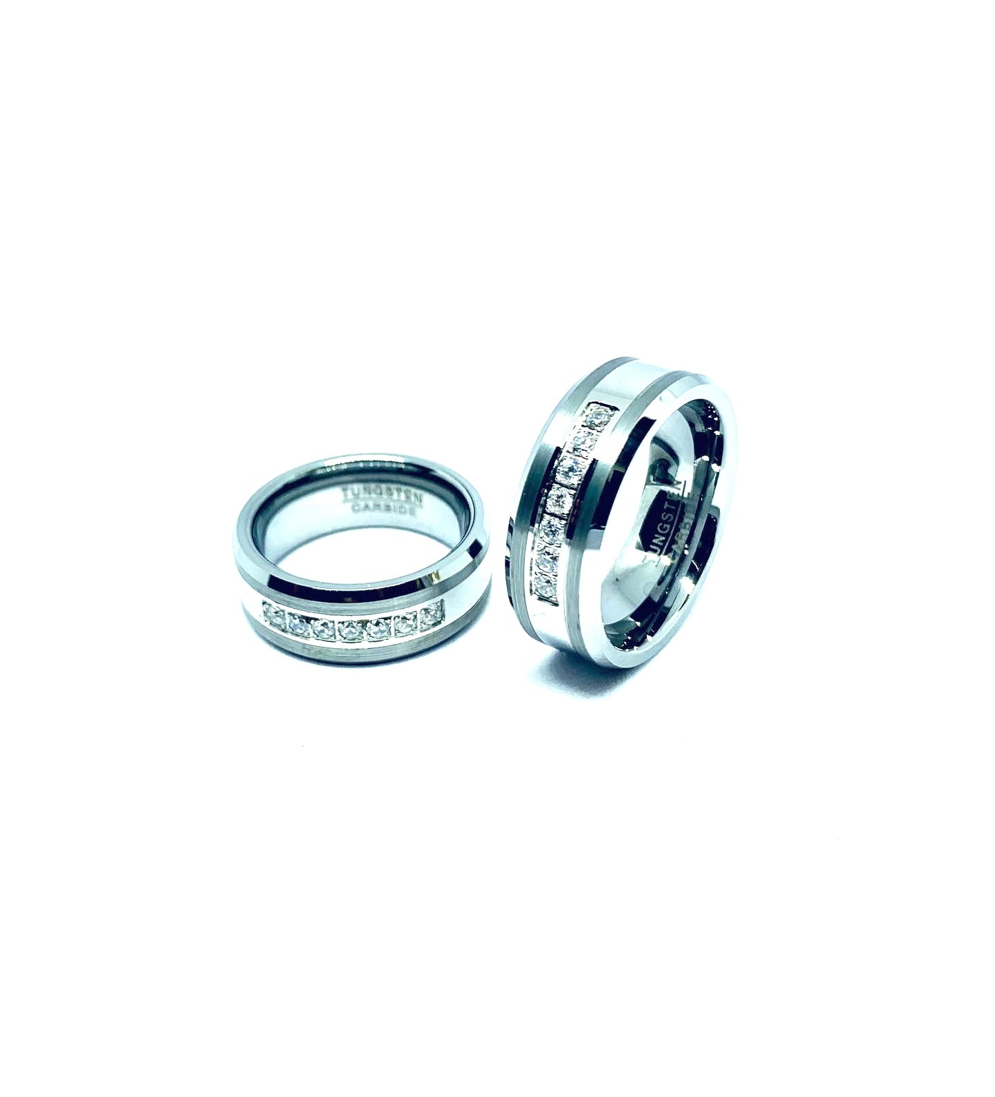 Argolla de tungsteno 8mm moissanitas. Colección Iris
