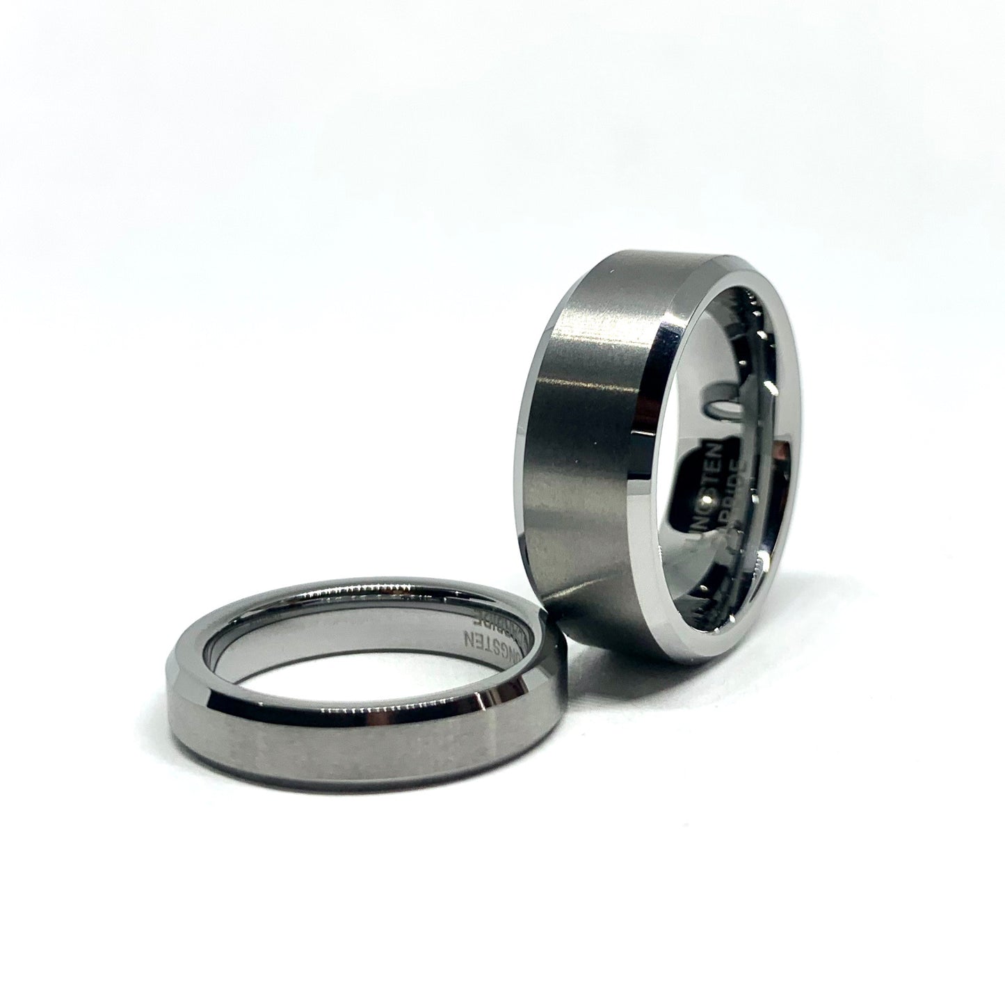 Argolla tungsteno 4mm. Colección Iris